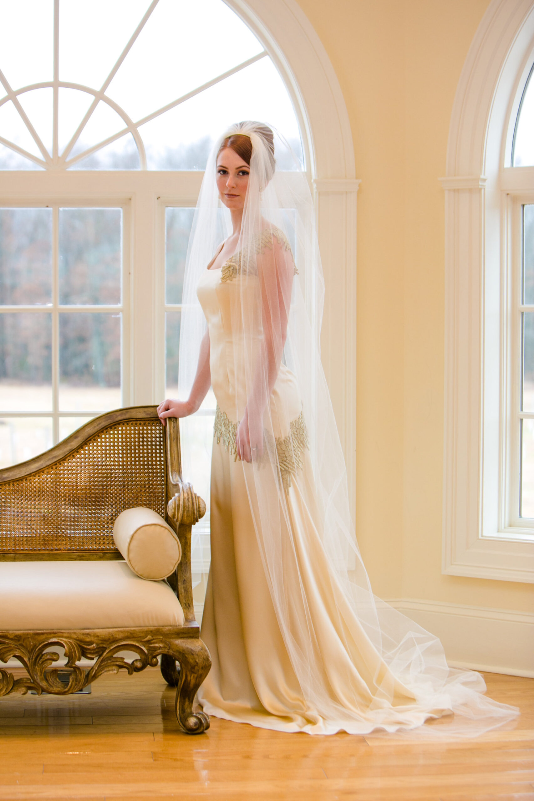 Bridal gown — Flora