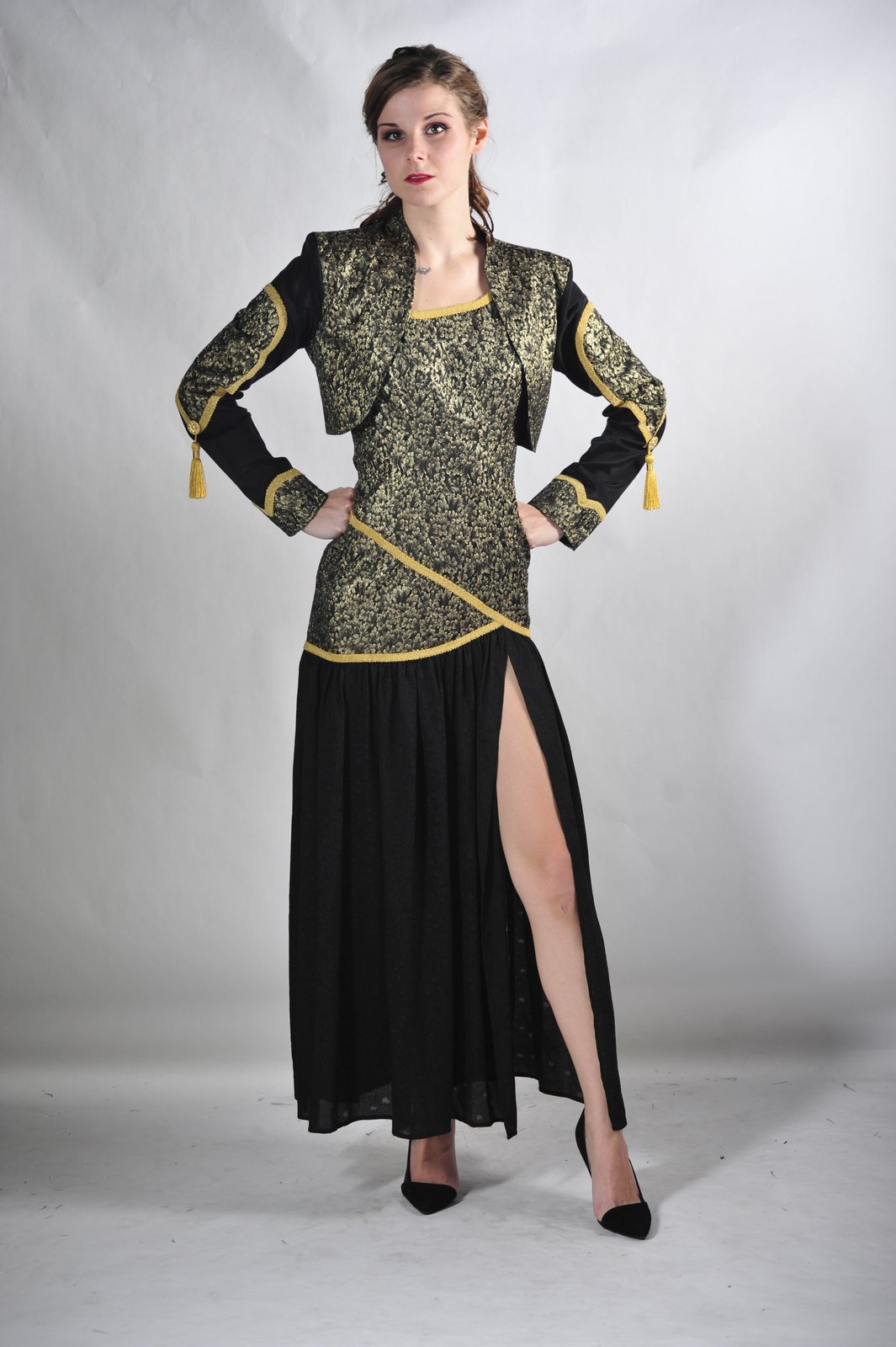 Evening wear — Samaya